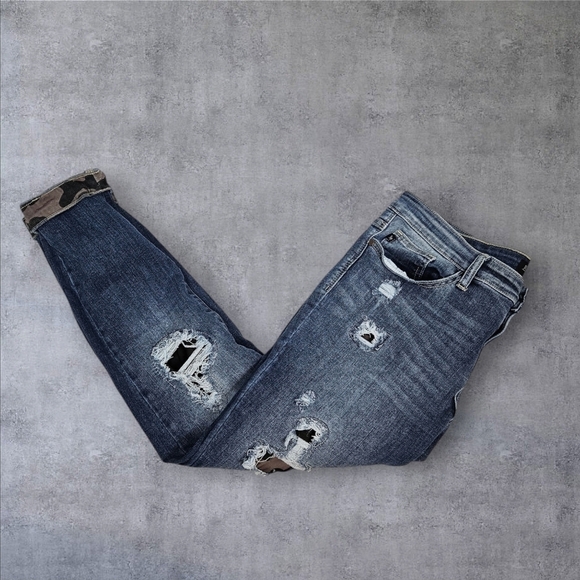 Judy Blue Distressed Camo Patch Stretch Denim Skinny Jeans Size 15/32 Womens M57 - Picture 1 of 14